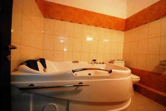 Pozar Salt Cave Hotel Spa Káto Loutrákion Rom bilde